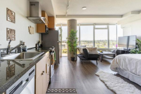Convenient Downtown Bellevue with Virtual Front Desk